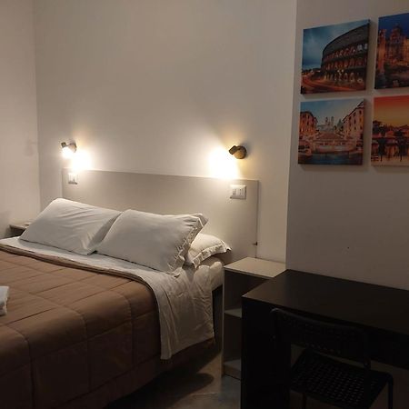 Modular King Suite - Intera Suite Vicino Aeroporto E Fiera Di Roma Фиумичино Екстериор снимка